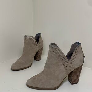 Women's Tan Ankle Boots